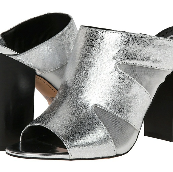 🚫SOLD🚫 Sam Edelman Metallic Slip On Heels - Picture 2 of 7